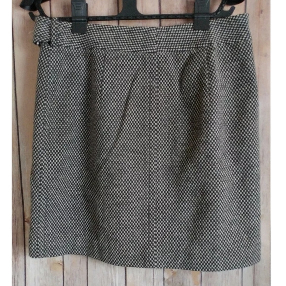 Tommy Hilfiger Mini Skirt - Picture 2 of 6